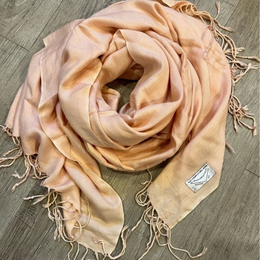 US Sherpa International Peach Oblong Scarf